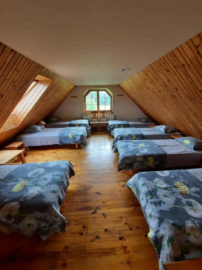 Hotel Jaun-Ievinas à Rauna Extérieur photo