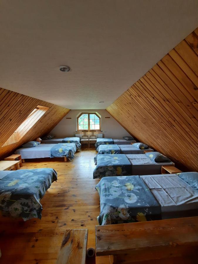 Hotel Jaun-Ievinas à Rauna Extérieur photo