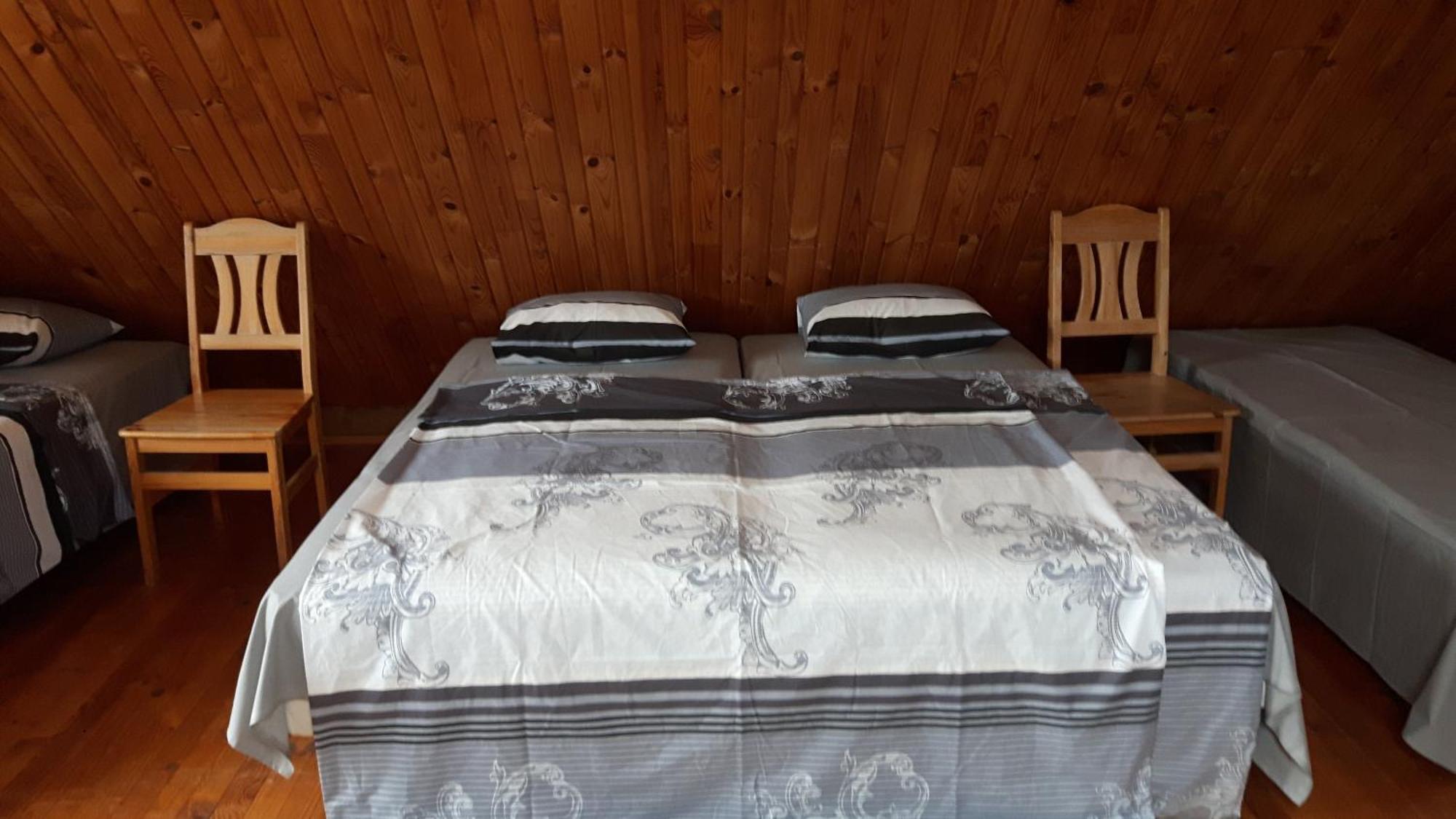 Hotel Jaun-Ievinas à Rauna Extérieur photo