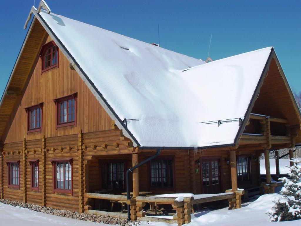Hotel Jaun-Ievinas à Rauna Extérieur photo