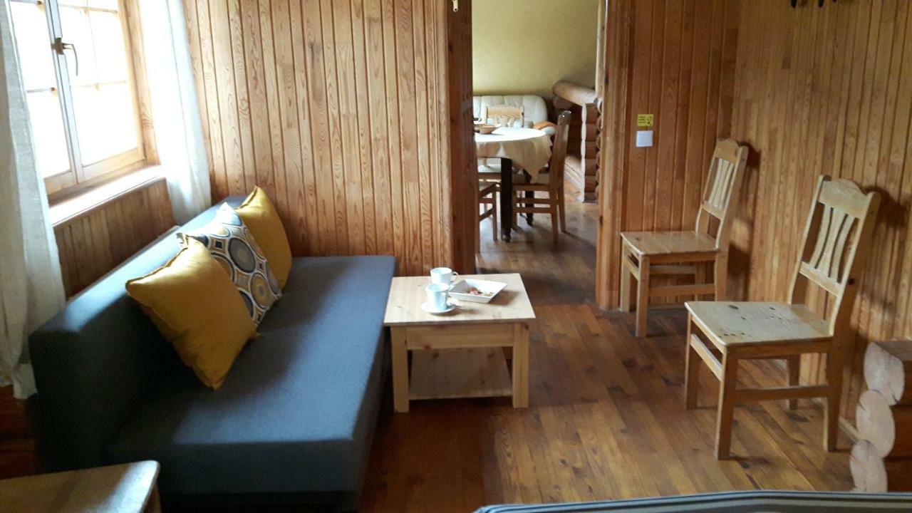 Hotel Jaun-Ievinas à Rauna Extérieur photo