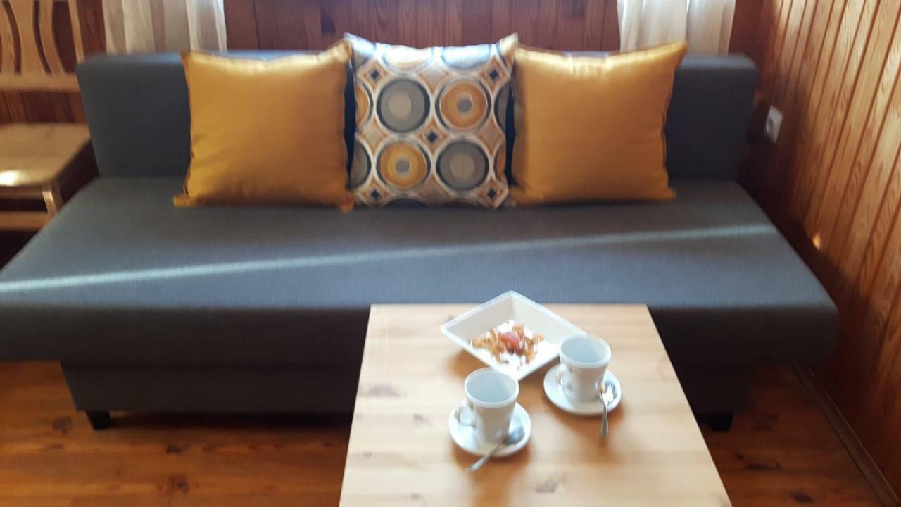 Hotel Jaun-Ievinas à Rauna Extérieur photo